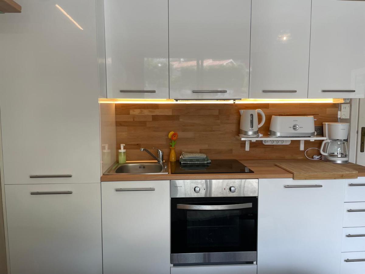 La Room: Seaside Apartment + Terrace + Parking マントン エクステリア 写真